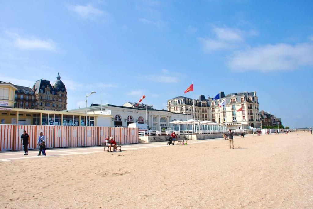 L'Evasion Marine A La Plage 2P Houlgate Kültér fotó